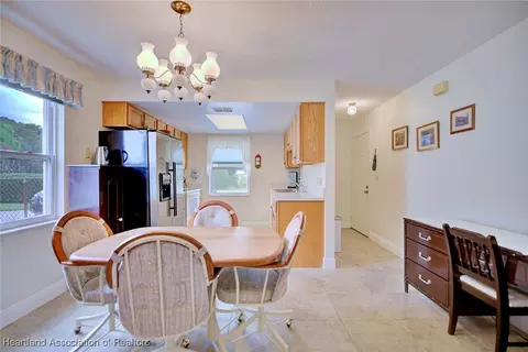 Dining - 1815 Key Lake Dr, Sebring, FL 33875 photo 2 of 6