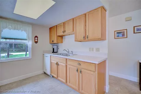 Kitchen - 1815 Key Lake Dr, Sebring, FL 33875 photo 1 of 4