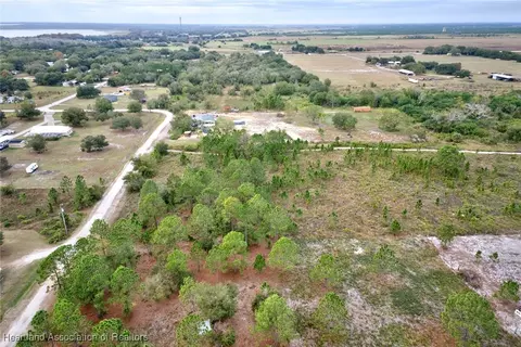 600 608 Jolly Ln, Lorida, FL 33857 photo 5