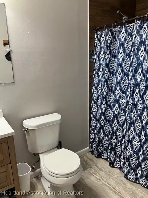 Bath - 3746 NW 31st Ave, Okeechobee, FL 34972 photo 5 of 6