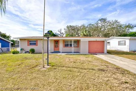 1729 Warfield Pl, Sebring, FL 33870