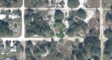 2450 W Perry Rd, Avon Park, FL 33825