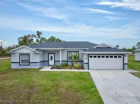 115 Fire Island Ave NE, Lake Placid, FL 33852