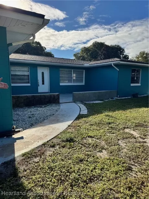 1803 Marian Dr, Sebring, FL 33870