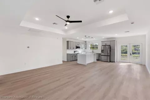 Living - 7335 Ancha St, Sebring, FL 33872 photo 2 of 6