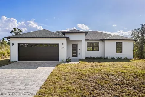 7335 Ancha St, Sebring, FL 33872