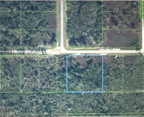 2301 S Avon Estates Blvd, Avon Park, FL 33825