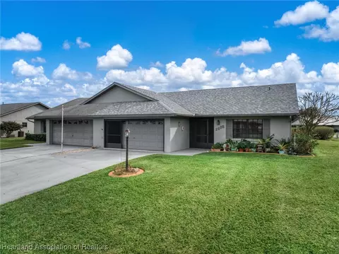 1625 E Orangewood Ct, Avon Park, FL 33825