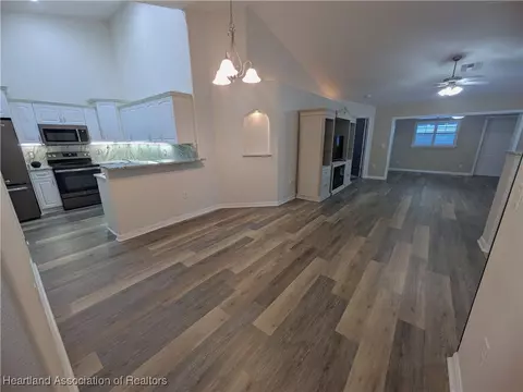 1961 Pine Key Blvd, Sebring, FL 33870 photo 5