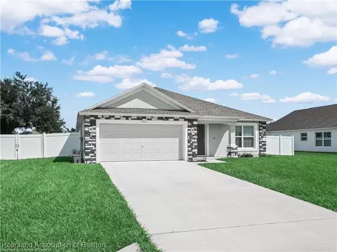 1220 Ridge Dr, Avon Park, FL 33825
