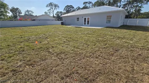 528 Lotus Ave, Sebring, FL 33872 photo 4