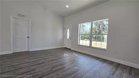 528 Lotus Ave, Sebring, FL 33872 photo 5