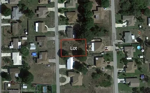 4916 Sturgeon Dr, Sebring, FL 33870 photo 2