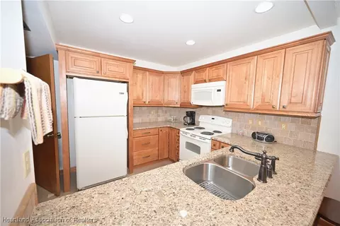 3835 Rodeo Dr, Sebring, FL 33875 photo 8
