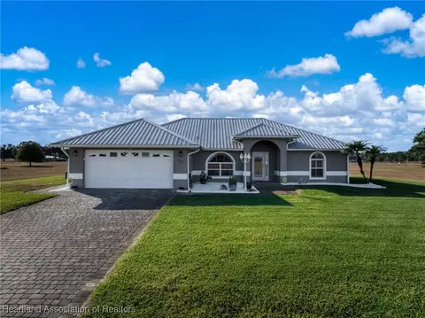 324 Costa Bravo Dr, Sebring, FL 33876