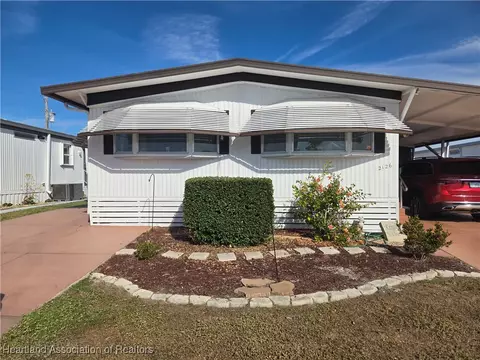 2126 Banyan Way, Sebring, FL 33870