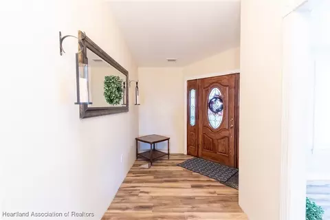 Entry Way - 112 Wild Duck Pt, Lorida, FL 33857 photo 1 of 1