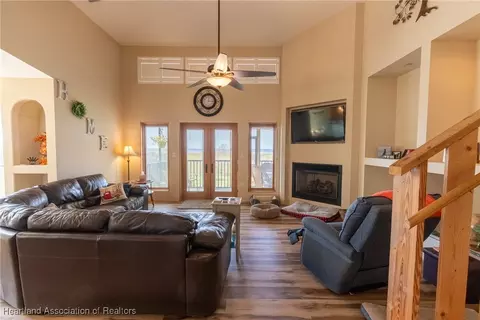 Living - 112 Wild Duck Pt, Lorida, FL 33857 photo 1 of 3