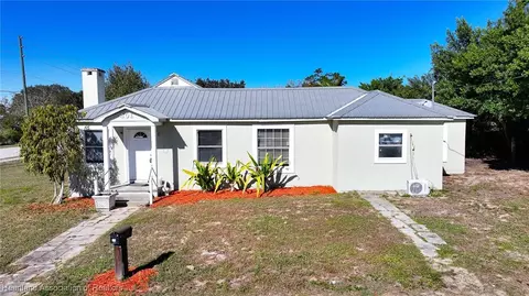 401 E Canfield St, Avon Park, FL 33825