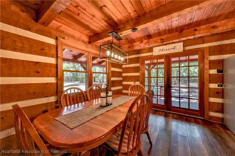 Dining - 1050 Cracker Hammock, Sebring, FL 33875 photo 1 of 3