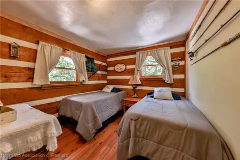 Bedroom - 1050 Cracker Hammock, Sebring, FL 33875 photo 7 of 7