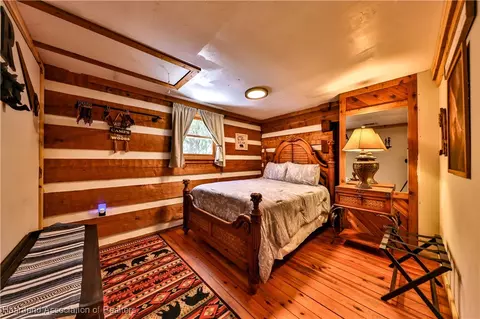 Bedroom - 1050 Cracker Hammock, Sebring, FL 33875 photo 6 of 7