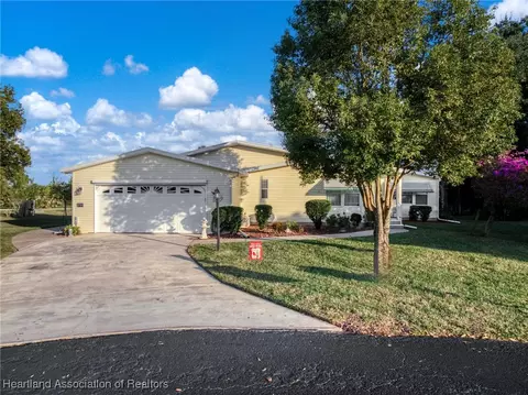 2701 E Waterview Dr, Avon Park, FL 33825