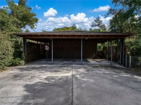 Exterior - 502 E Main St, Wauchula, FL 33873 photo 5 of 13