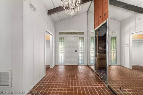 Entry Way - 502 E Main St, Wauchula, FL 33873 photo 1 of 2