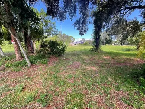 107 Lemon Rd NW, Lake Placid, FL 33852