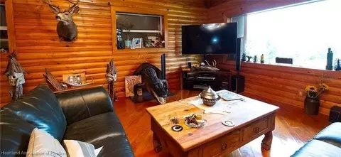 Living - 13255 441 Hwy, Okeechobee, FL 34974 photo 2 of 4