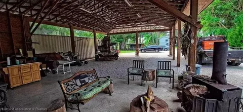 Exterior - 13255 441 Hwy, Okeechobee, FL 34974 photo 4 of 5