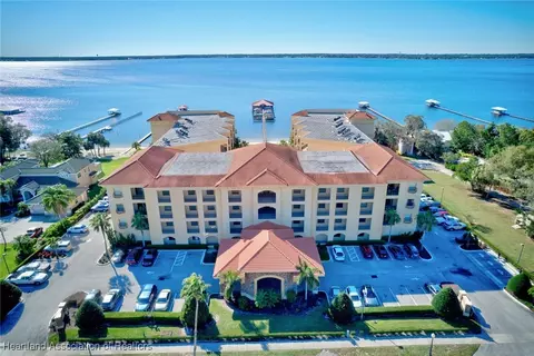 2351 Lakeview Drive 313, Sebring, FL 33870