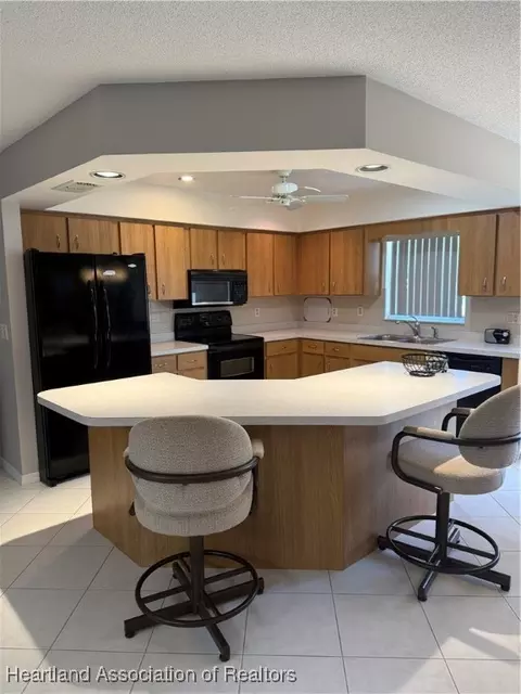 Kitchen - 4624 Duffer Loop, Sebring, FL 33872 photo 1 of 1