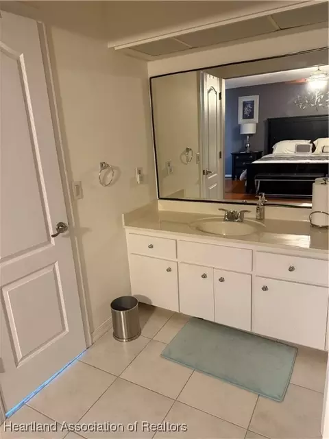 Bath - 4624 Duffer Loop, Sebring, FL 33872 photo 1 of 3