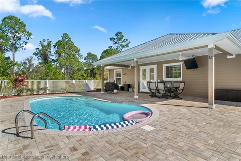 Exterior - 5931 Fig Rd, Sebring, FL 33875 photo 3 of 10