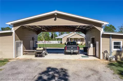 Exterior - 5931 Fig Rd, Sebring, FL 33875 photo 6 of 10