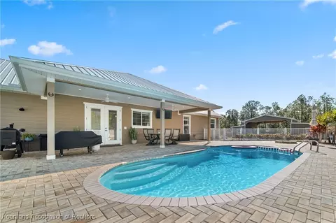 Exterior - 5931 Fig Rd, Sebring, FL 33875 photo 4 of 10