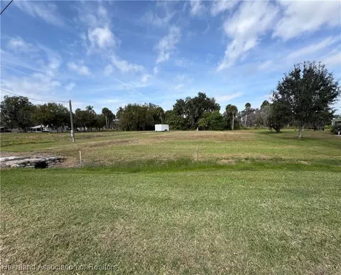 336 Meadow Ln, Lorida, FL 33857