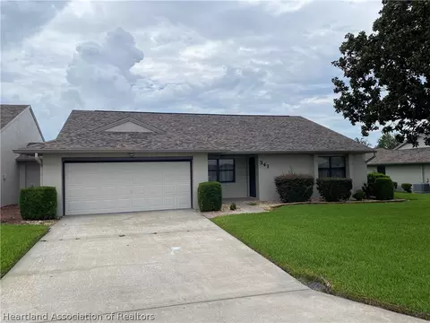 347 Grove Cir, Avon Park, FL 33825