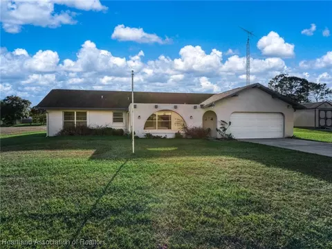 7714 Granada Rd, Sebring, FL 33876 photo 3