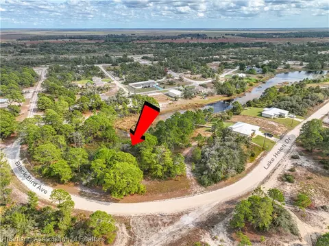 427 Black Bird Ave, Lake Placid, FL 33852