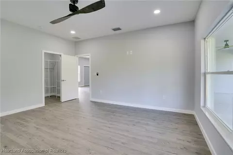 Bedroom - 3905 Barbarossa Ave, Sebring, FL 33872 photo 5 of 10