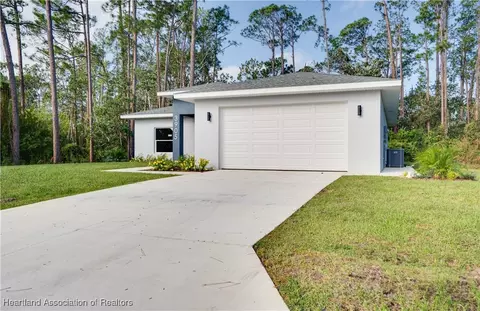 Exterior - 3905 Barbarossa Ave, Sebring, FL 33872 photo 1 of 8