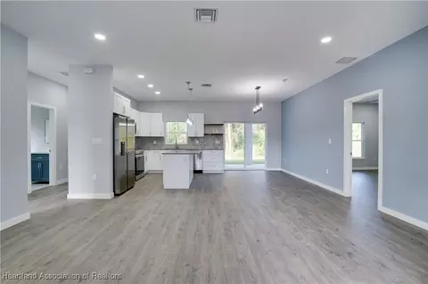Living - 3905 Barbarossa Ave, Sebring, FL 33872 photo 3 of 8