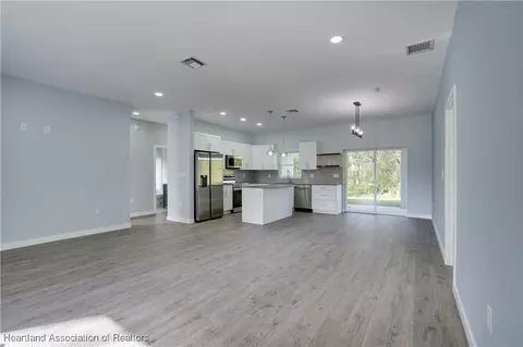 Living - 3905 Barbarossa Ave, Sebring, FL 33872 photo 2 of 8