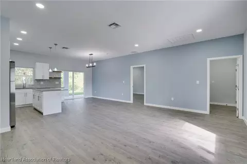 Living - 3905 Barbarossa Ave, Sebring, FL 33872 photo 4 of 8