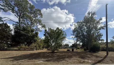 126 Spring Garden Rd, Sebring, FL 33870