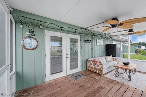 Exterior - 1083 Sunset Strip, Okeechobee, FL 34974 photo 4 of 12