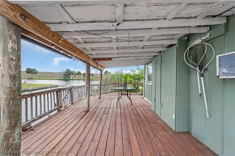Exterior - 1083 Sunset Strip, Okeechobee, FL 34974 photo 6 of 12